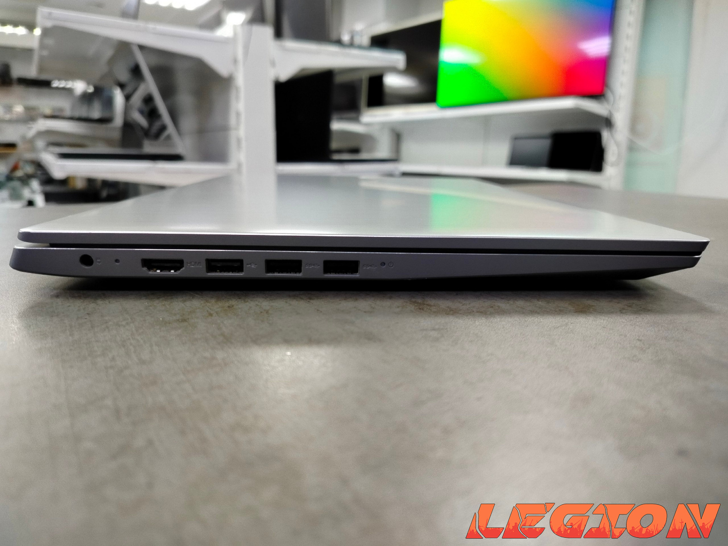 Lenovo i3 1005G1/8GB/GT 330MX/1000GB/15.6